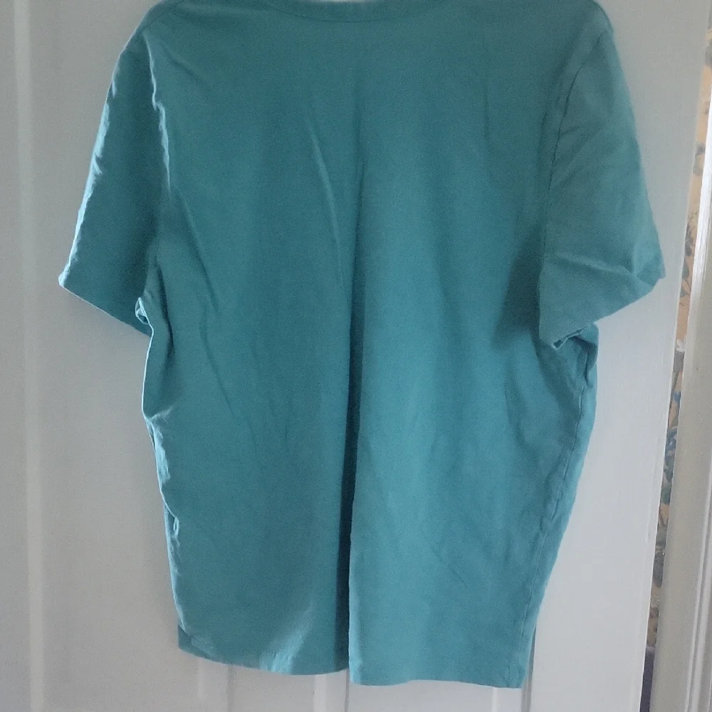 Universal Thread Blue V-Neck Tee - Picture 2 of 3